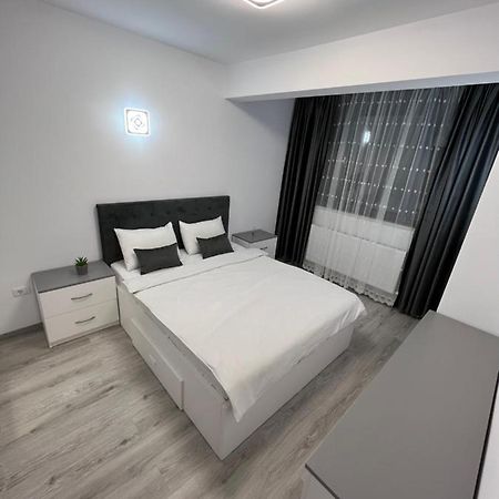 Sunny Accommodation Suceava Exterior foto