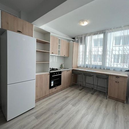 Sunny Accommodation Suceava Exterior foto